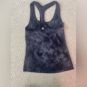 LULULEMON NULU TANK SIZE 0